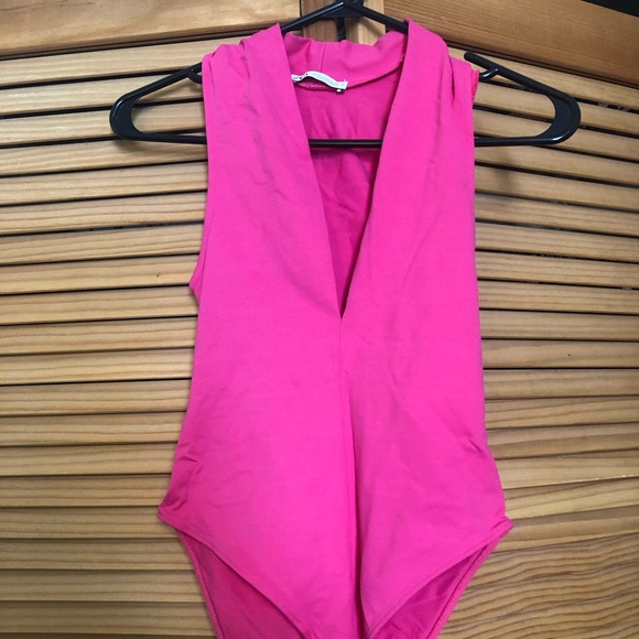 Zara Tops - Bodysuit pink